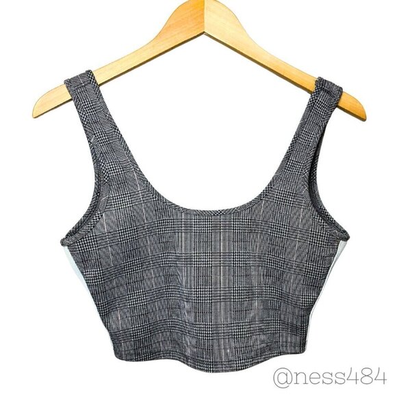 GUESS Plaid Blazer with Matching Crop Top Size Small - Picture 3 of 11